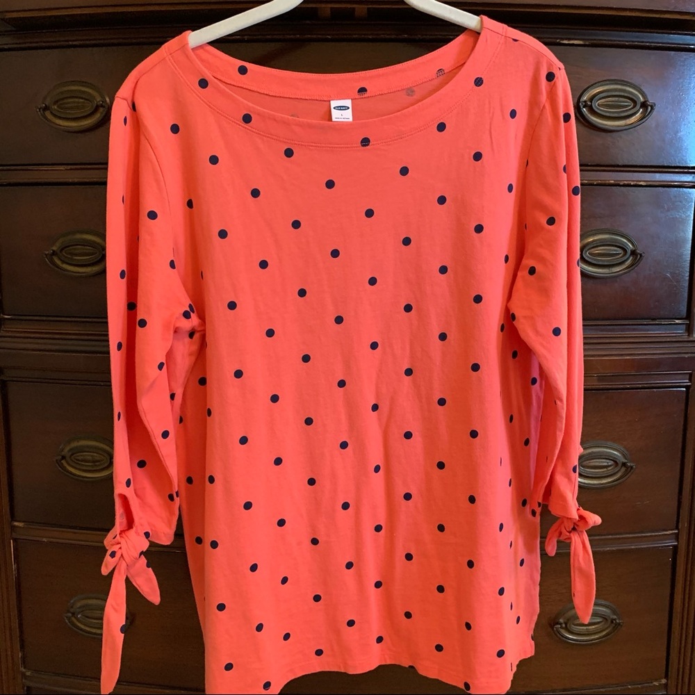 Lg Old Navy Top | Coral w/ polka dots | NWOT